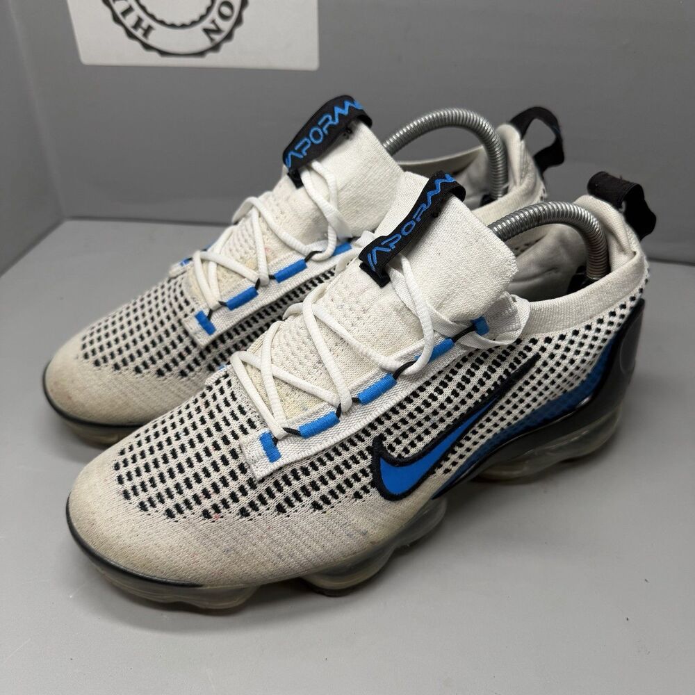 Nike Air VaporMax Flyknit Youth Sz 7Y White Blue Running DB1550-101 Women 8.5 - Picture 13 of 13